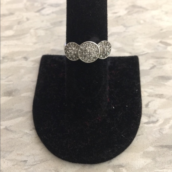 Diamond Ring - Picture 2 of 7